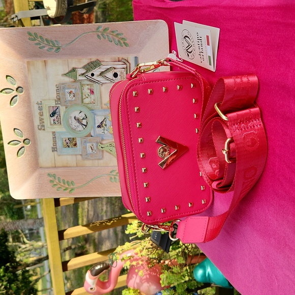 Valentino Orlandi Handbags - Pink Valentino Orlandi Crossbody Made In Italy